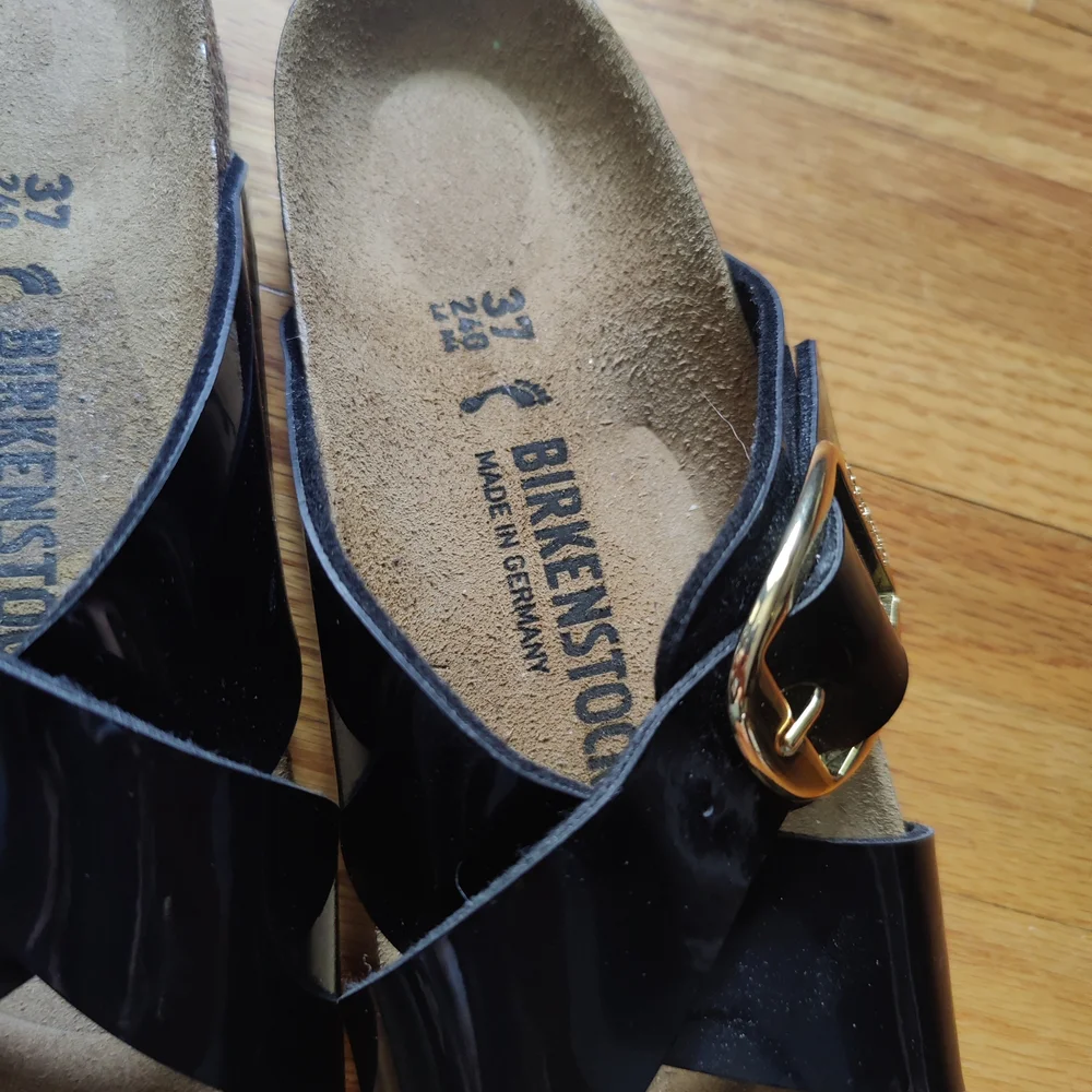 Birkenstock Big Buckle Siena Glossy Patent Black Sandals Size 7 US - Picture 5 of 7